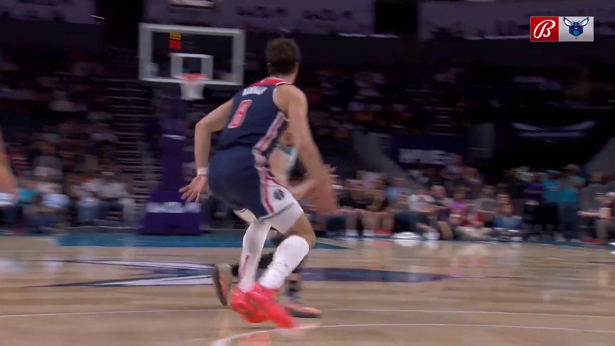 LaMelo Ball com um passe PERFEITO para Brandon Miller!!! 🥵🥵🥵