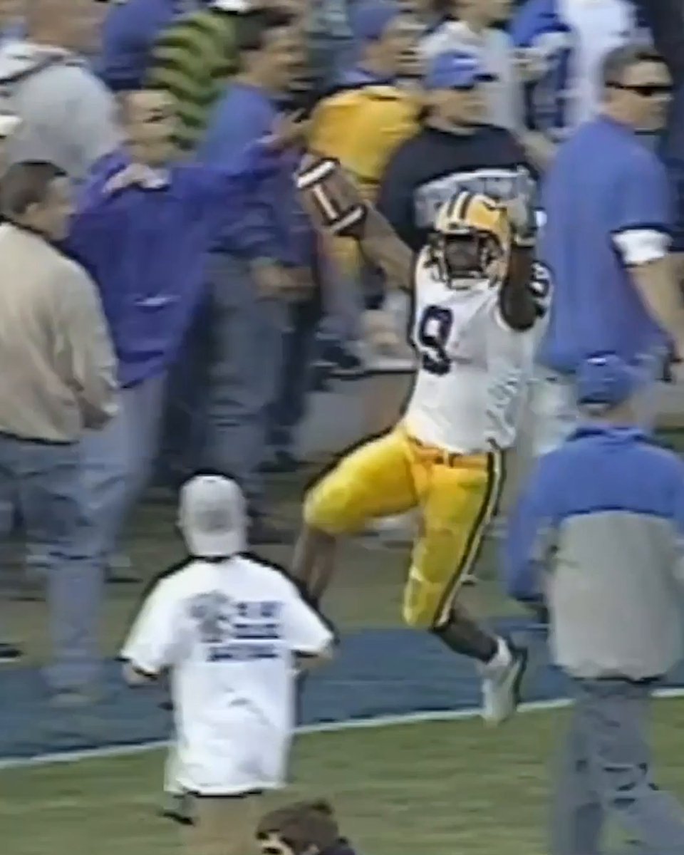 21 years ago today, LSU Football pulled off a comeback for the ages. The Bluegrass Miracle 🤯