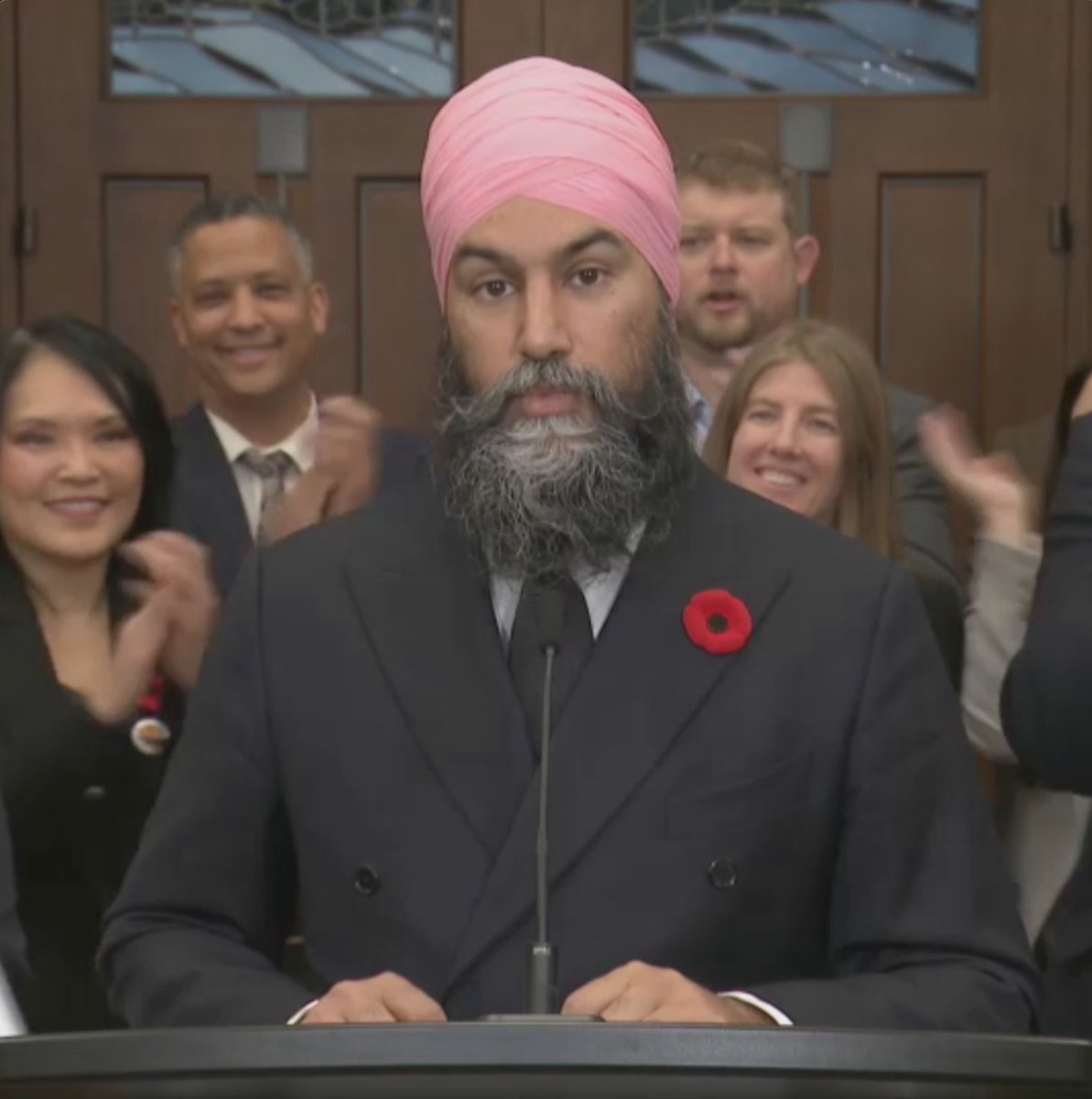 Today is an incredible day for workers! For years, New Democrats have tried to ban replacement workers - to ensure workers have the power to demand better wages and working conditions. Now, we have forced the Liberal govt to finally move forward with this anti-scab legislation.