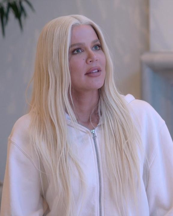 you can't escape kris. have you caught up on the latest episode of #TheKardashians yet?