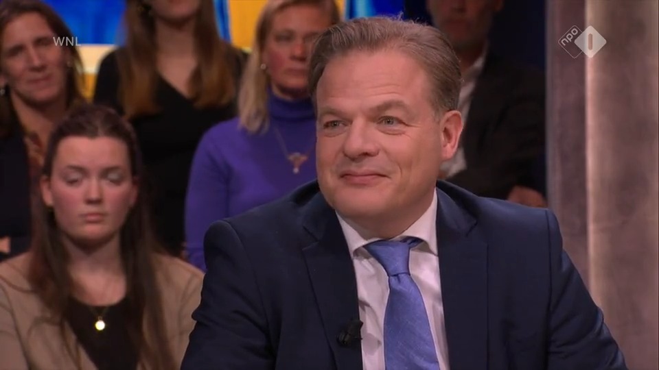 Is het denkbaar dat als NSC de grootste partij wordt, dat de nummer twee de premier aflevert? Pieter Omtzigt: “Dat lijkt me niet de meest logische optie.” #Op1 #WNL