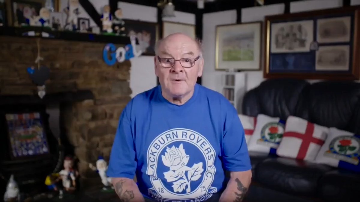 💙 Everyone connected with Blackburn Rovers knew Alan 'Birdy' Birkbeck - the definition of a 'super fan' who will be deeply missed by all. Birdy's family have asked all supporters attending tonight to join together for a minute's applause in the 74th minute. 👏 #Rovers 🔵⚪️