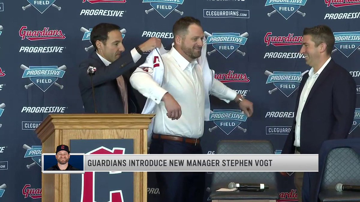 Stephen Vogt dons a Cleveland Guardians uniform for the first time. 🤝 #ForTheLand