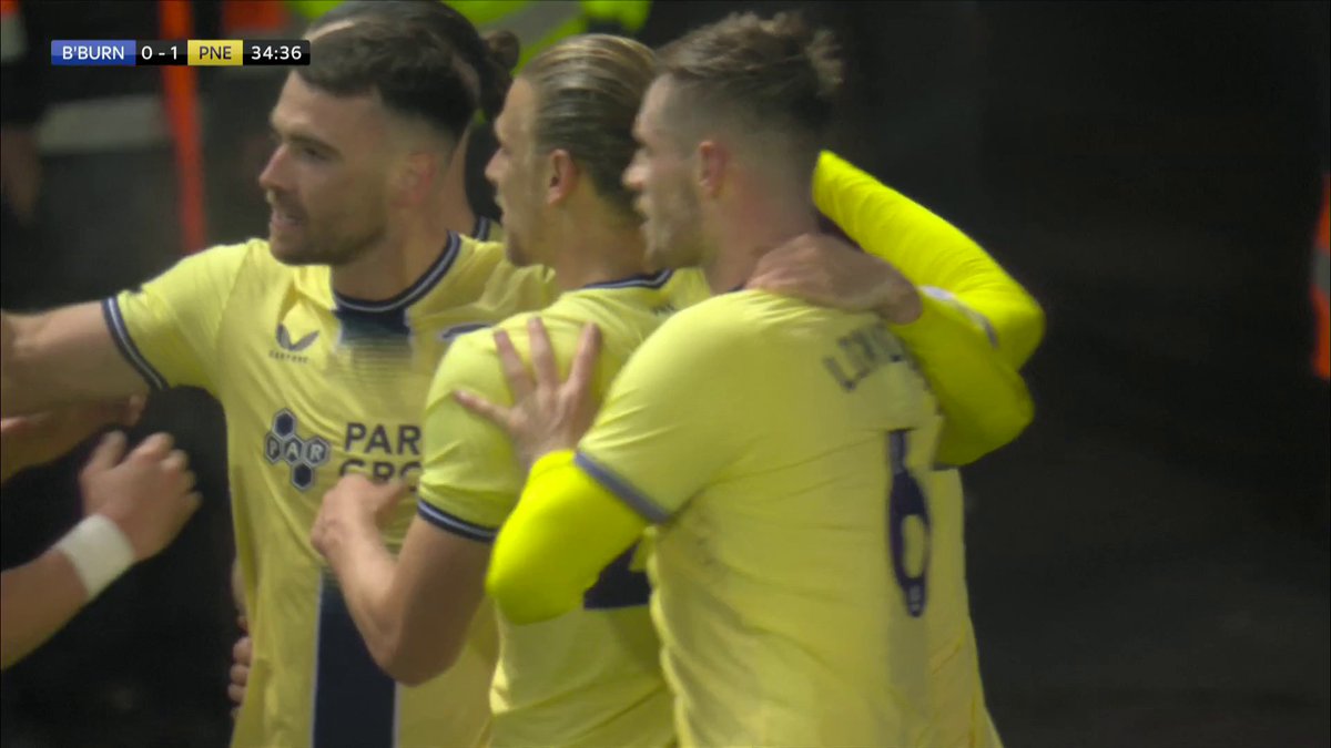 What a hit by Alan Browne for the opener! 😲⚽