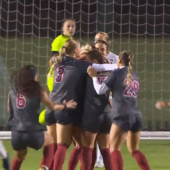 BEAUTIFUL ball off the corner 😮💨 Alabama Soccer x 📺 NCAA Soccer on ESPN+