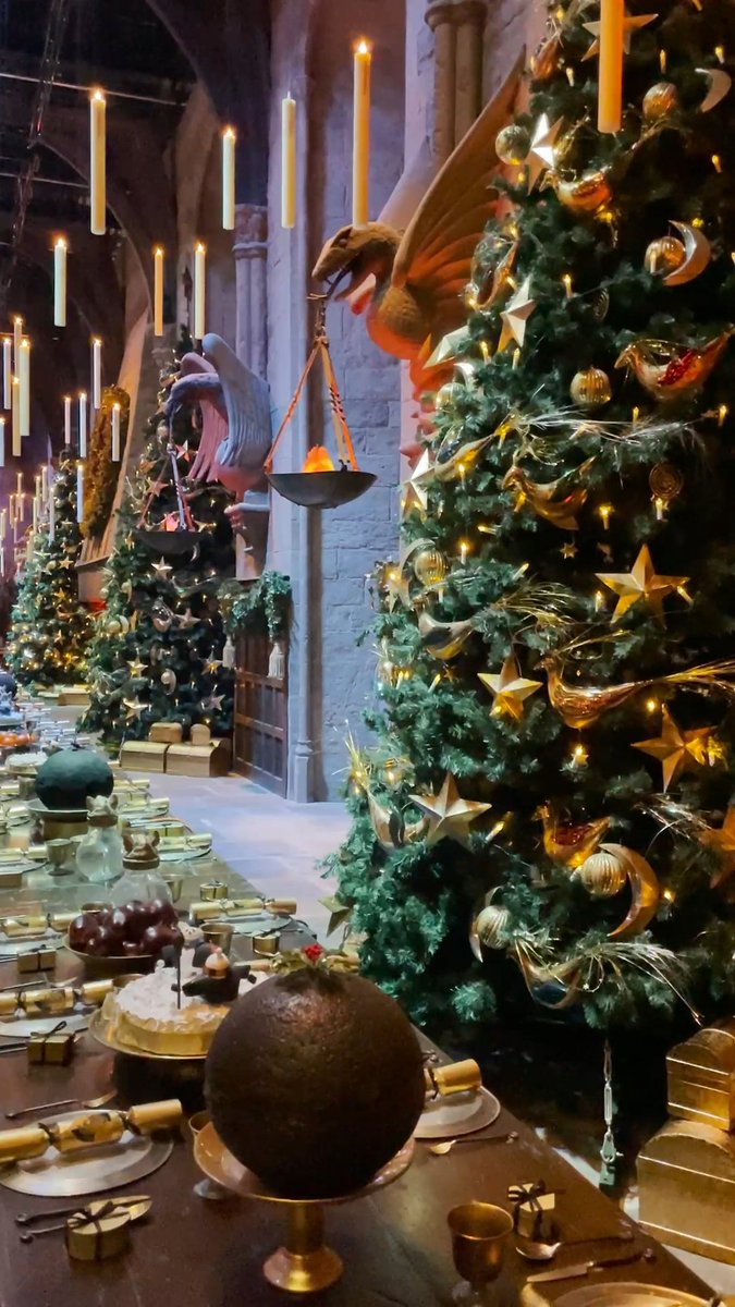 Accio… snow! 🪄Hogwarts in the Snow has officially arrived at the Studio Tour. ❄️