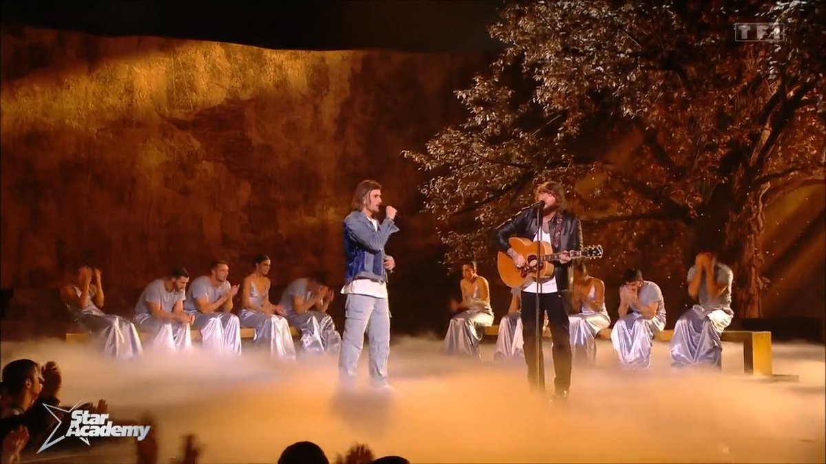 Pierre impressionne ses professeurs avec sa prestation sur « Say you won’t let go » avec James Arthur 😇 Suivez le prime de la #StarAcademy ▶️