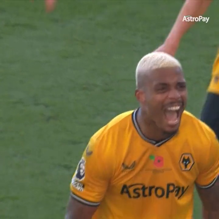 😡 Behind for 88 minutes. 😆 Winning it in the 98th minute. Super Mario sinks Spurs with one of the final few kicks of the game. 𝑃𝑜𝑒𝑡𝑟𝑦.