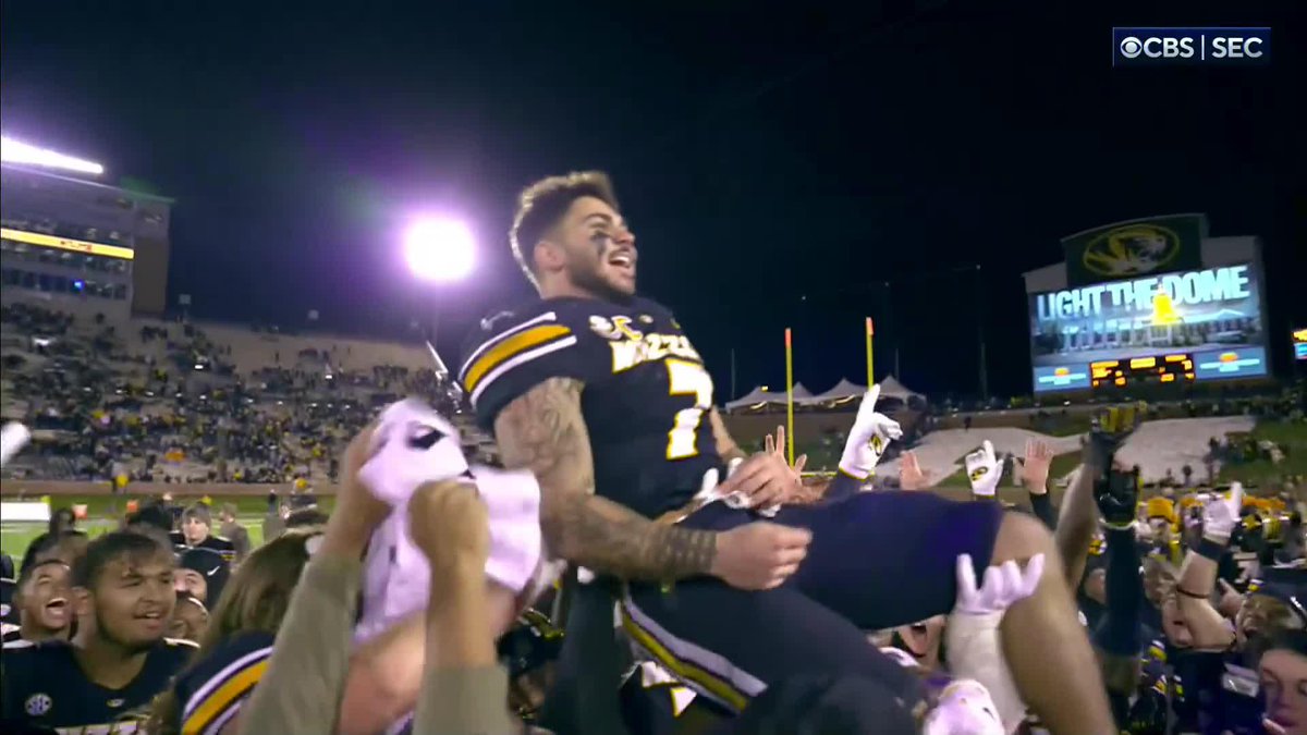 Two years ago, Cody Schrader was playing for D-II Truman State. Last year, he walked on at Mizzou. Tonight, he had 205 rushing yards, 116 receiving yards, and got lifted up by his teammates. Awesome.