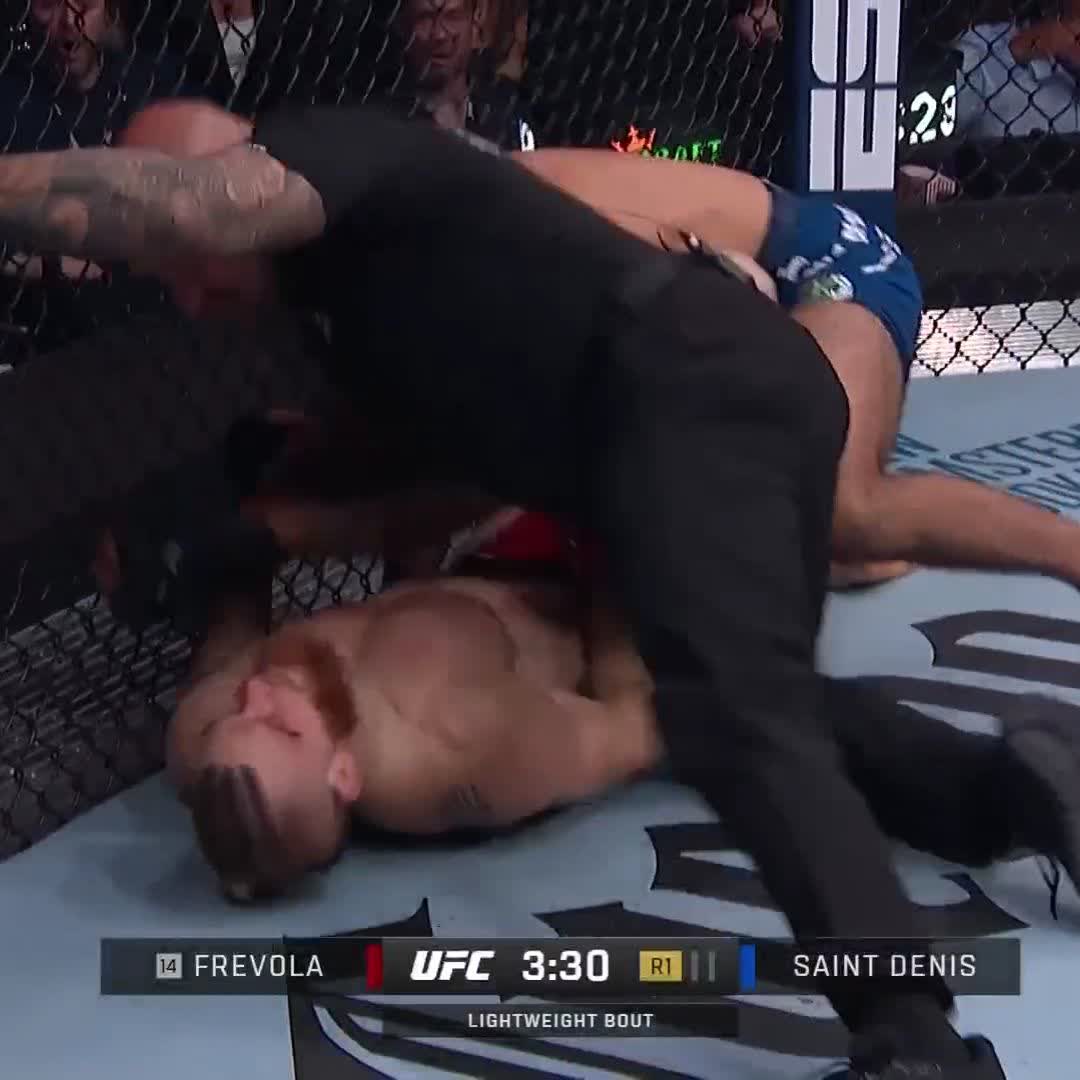 WHAT A HEAD KICK 🤯 Benoît "God of War" Saint Denis with the first round KO!!! #UFC295