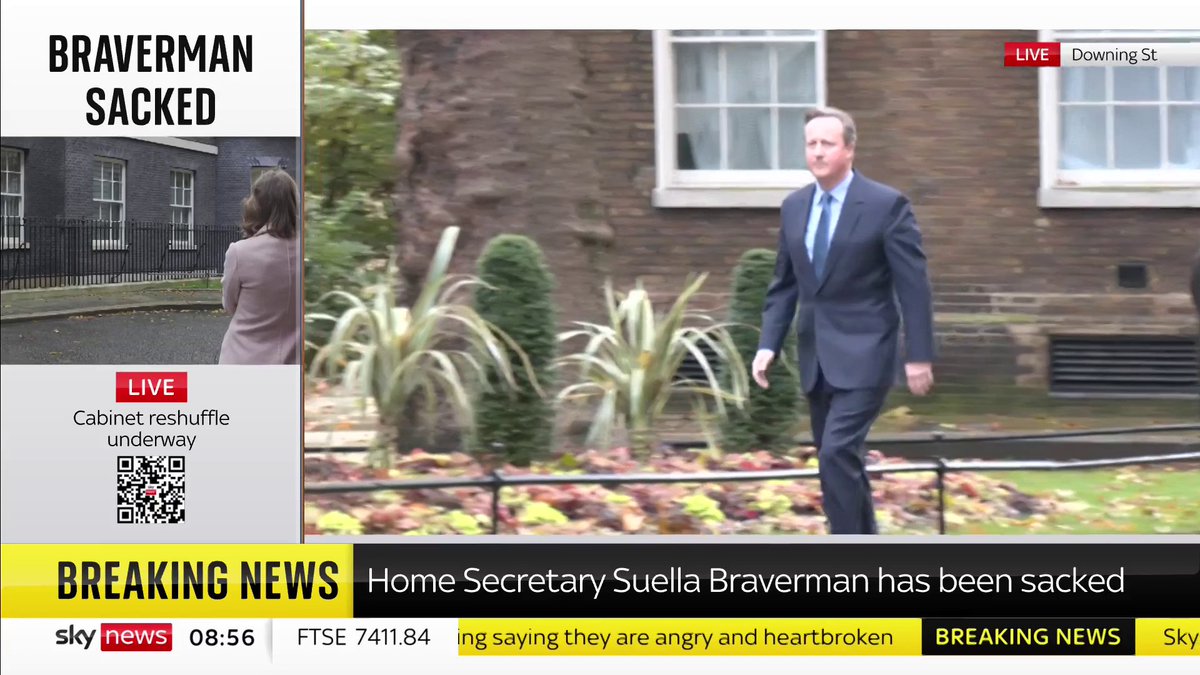 BREAKING: Former PM David Cameron has been seen entering Downing Street amid a government re-shuffle. Latest 🔗 📺 Sky 501, Virgin 602, Freeview 233 and YouTube