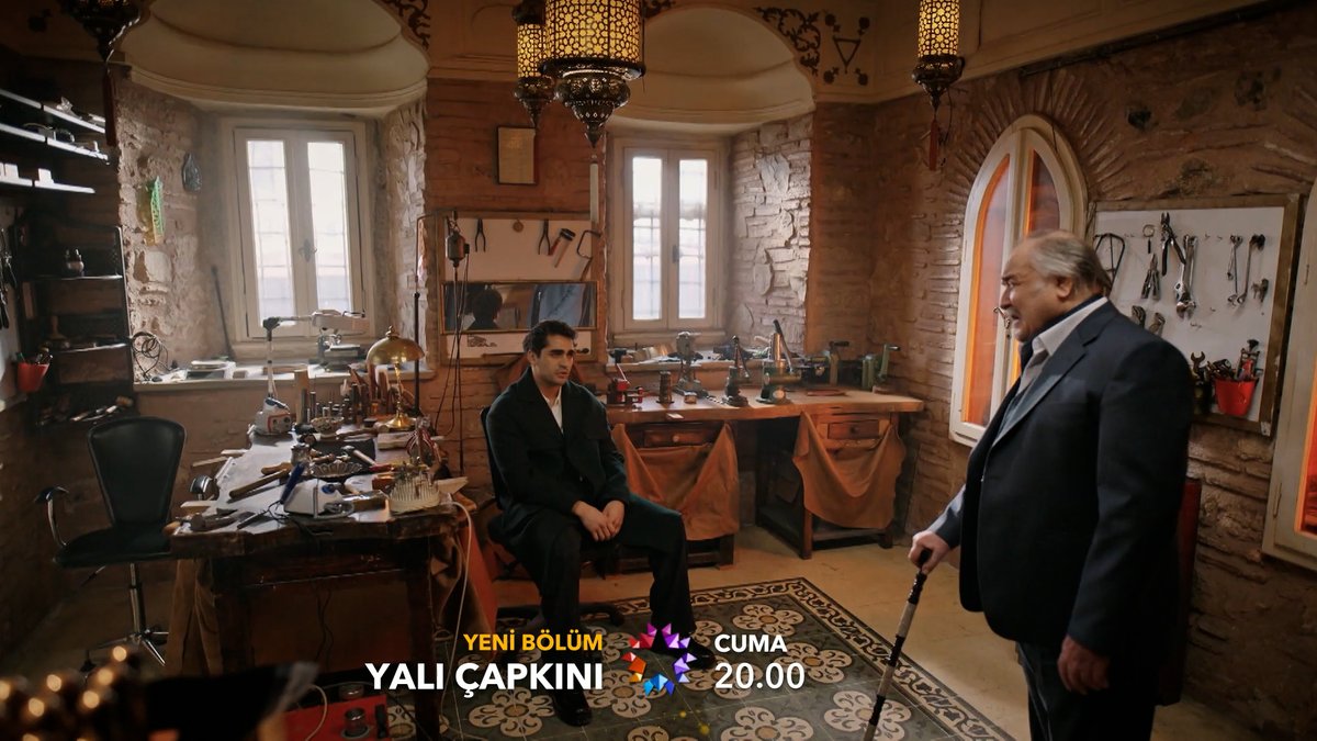 #YalıÇapkını 46. bölüm tanıtımı! STAR TV “Benim sadece yeğenimin namusunu temizleyecek, ona nikah kıyacak bir adama ihtiyacım var.” #YalıÇapkını bir OGM Pictures yapımıdır.