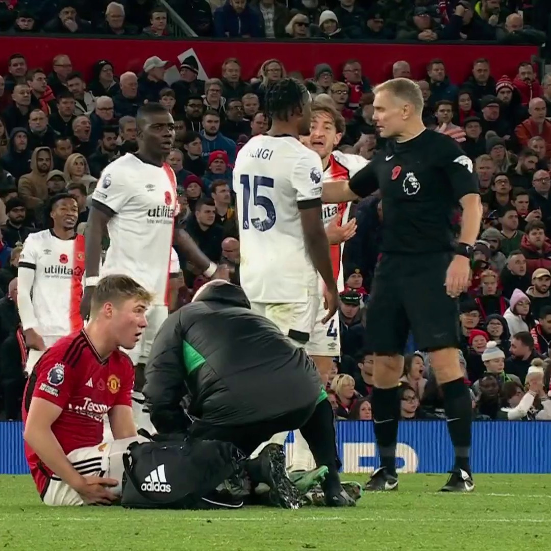 BREAKING 🚨: Christian Eriksen will be out for around a month with a knee injury ❌ Man Utd hope Rasmus Hojlund will return before the end of November after suffering a muscle strain ⏳