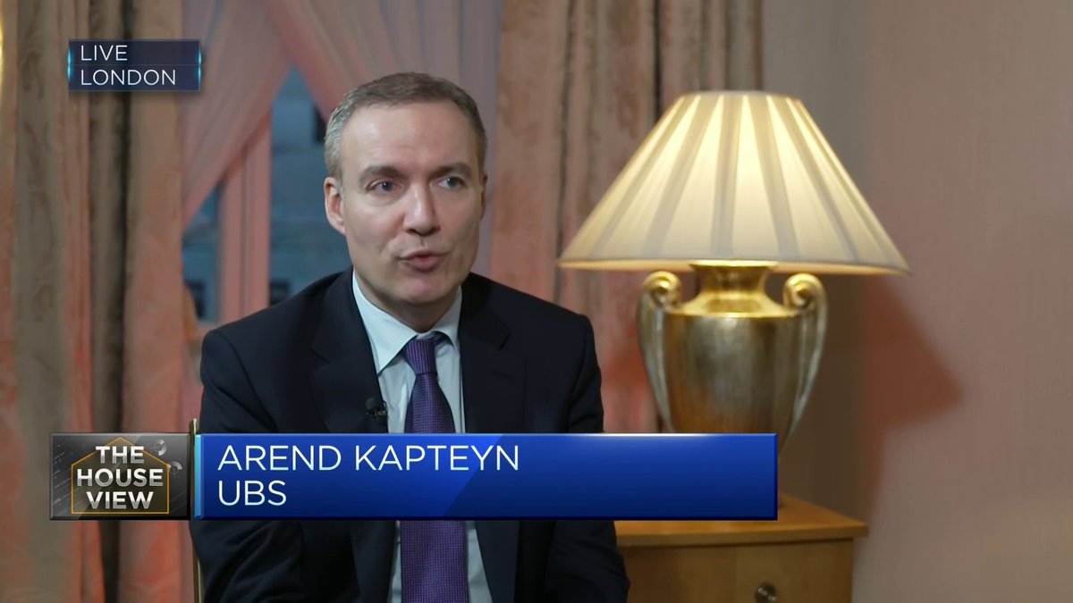 UBS see 2-3 quarters of negative US growth next year and are forecasting 275bps of Fed rate cuts in 2024 Talking through it with Chief Economist, Arend Kapteyn at the annual #UBSConference @ubs @cnbci