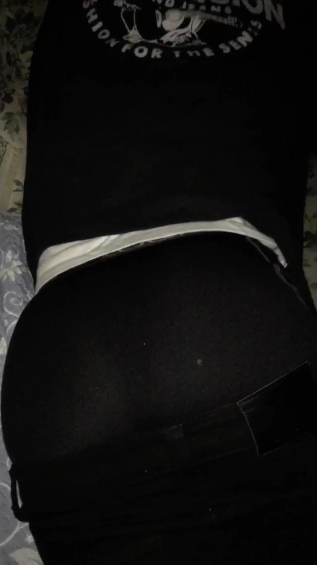 Hit my Onlyfans D.M for full 4min video