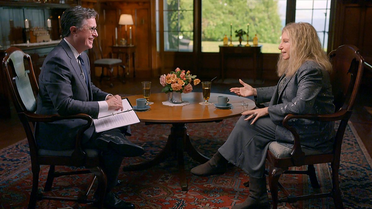 OmgOmgOmg… a duet with Barbra Streisand & Stephen Colbert? Happy Days ARE Here Again! 🎤 #Colbert