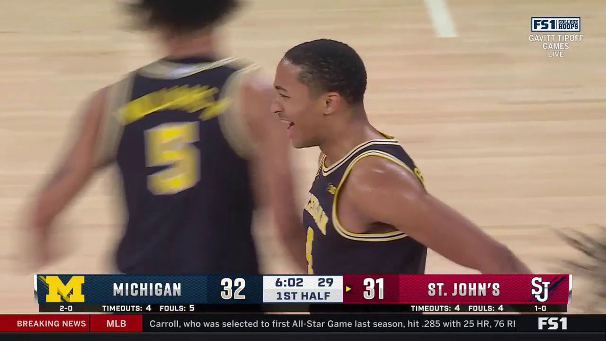 Nimari Burnett had 21 FIRST HALF points vs St John’s. 👀🔥 Nimari Burnett
