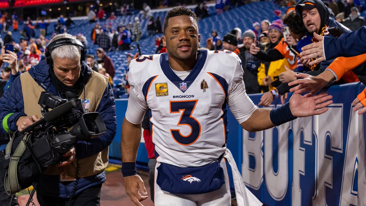 Did last night give us the craziest ending of the season so far? Denver Broncos