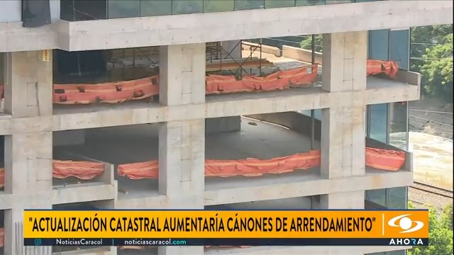 Sigue en caída libre la venta de vivienda nueva en Colombia. La Cámara Colombiana de la Construcción (Camacol) presentó cifras en rojo y advirtió que el polémico proyecto que busca la actualización catastral podría incrementar los arriendos. Ampliación >>