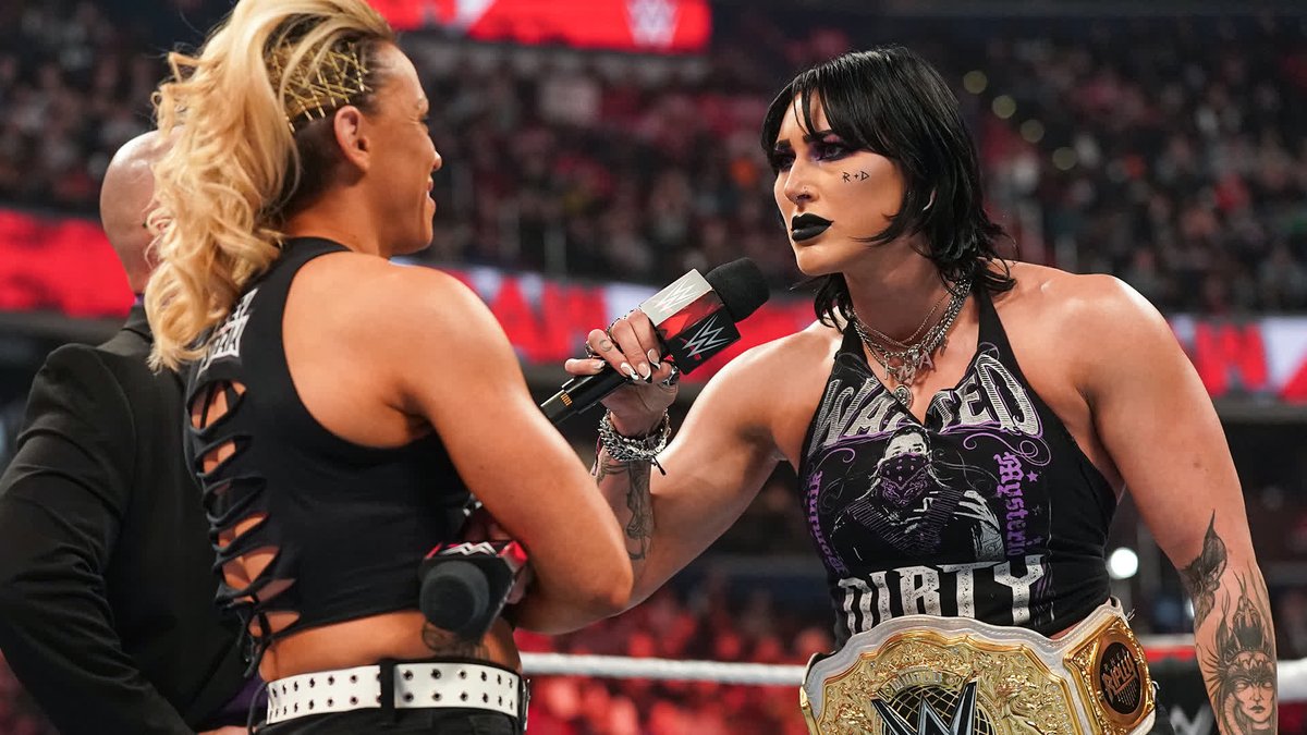 .Zoey Stark stands-toe-to-toe with Women’s World Champion RheaRipley_WWE ahead of their title showdown at #SurvivorSeries: #WarGames. #WWERaw
