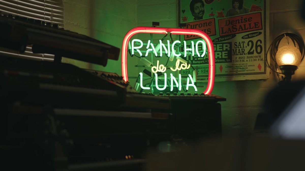The sound of Sludge Metal makes me feel pretty. Check out Cardboard Sessions #18. 😎 Clint Walsh @theejoeyc rancho de la luna #smallbusiness #packaging #packagingsolutions
