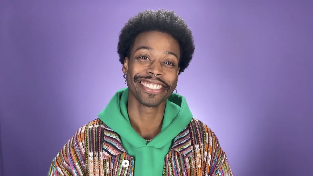 This #StomachCancerAwarenessMonth, we stand up for those like Keith Leak Jr of Smosh, who is a stomach cancer survivor. 💪 Be aware of changes in your body and talk to your doctor if you feel like you are at risk. It's time to be proactive with your health! #StandUpToCancer