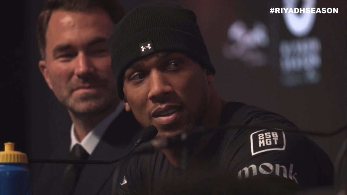 ‼️ Anthony Joshua and Jarrell Miller reignite their old feud at their press conference today: "F*** Jarrell Miller." [🎥 Queensberry Promotions]