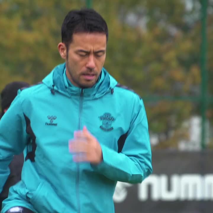 👋 MAYA YOSHIDA The former #SaintsFC defender has trained with us this week following the post-season break with LA Galaxy ❤️