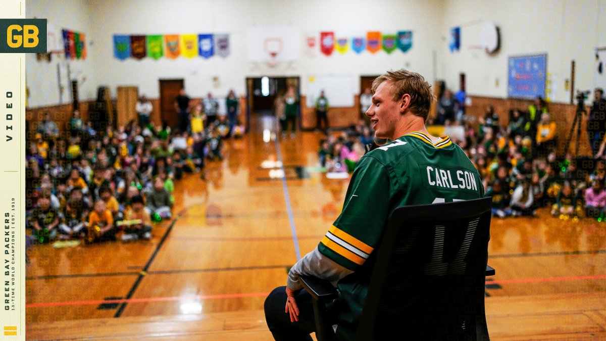 #Packers kicker Anders Carlson read to kids at Elmore Elementary &amp; Fort Howard Elementary on Tuesday, to encourage students at the schools to read! 📚 #PackersGiveBack | #GoPackGo