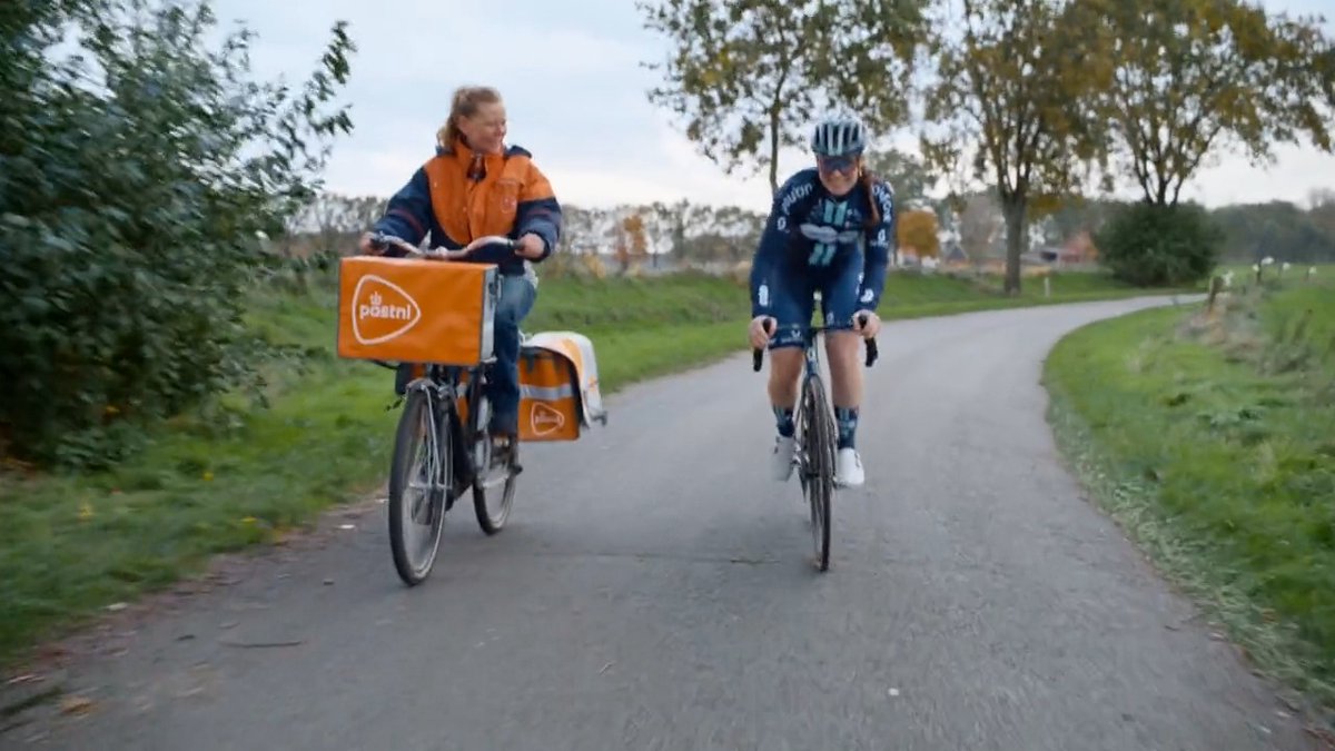 Hallo, PostNL - onze nieuwe co-titel partner! 🧡 We're proud to announce PostNL will become our new co-title partner, as we enter 2024 as Team dsm-firmenich PostNL. Welkom allemaal! 🤝🏻 Full look and feel coming 8th January 🗓️ #KeepChallenging #BijzondereMomenten