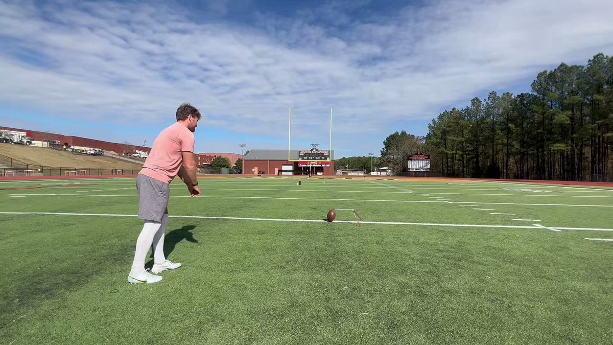 Weekly video of how I’m hitting the ball. My Field Goals are feeling probably the best they’ve ever felt. Excited for the future! 5 from 45 yards &amp; 1 from 50