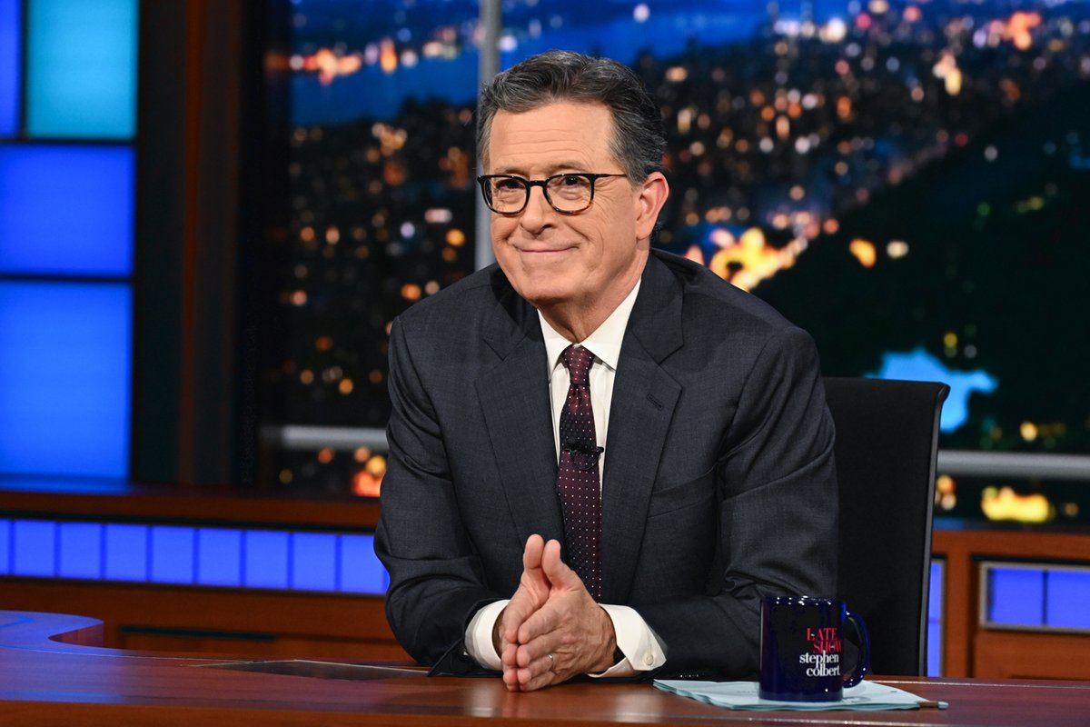 This man is no stranger to The Ed Sullivan Theater! The legendary David David Letterman is returning to The Late Show for the first time for a rare conversation with Stephen Colbert! Don’t miss #Colbert on CBS this MONDAY, Nov. 20 at 11:35/10:35c.