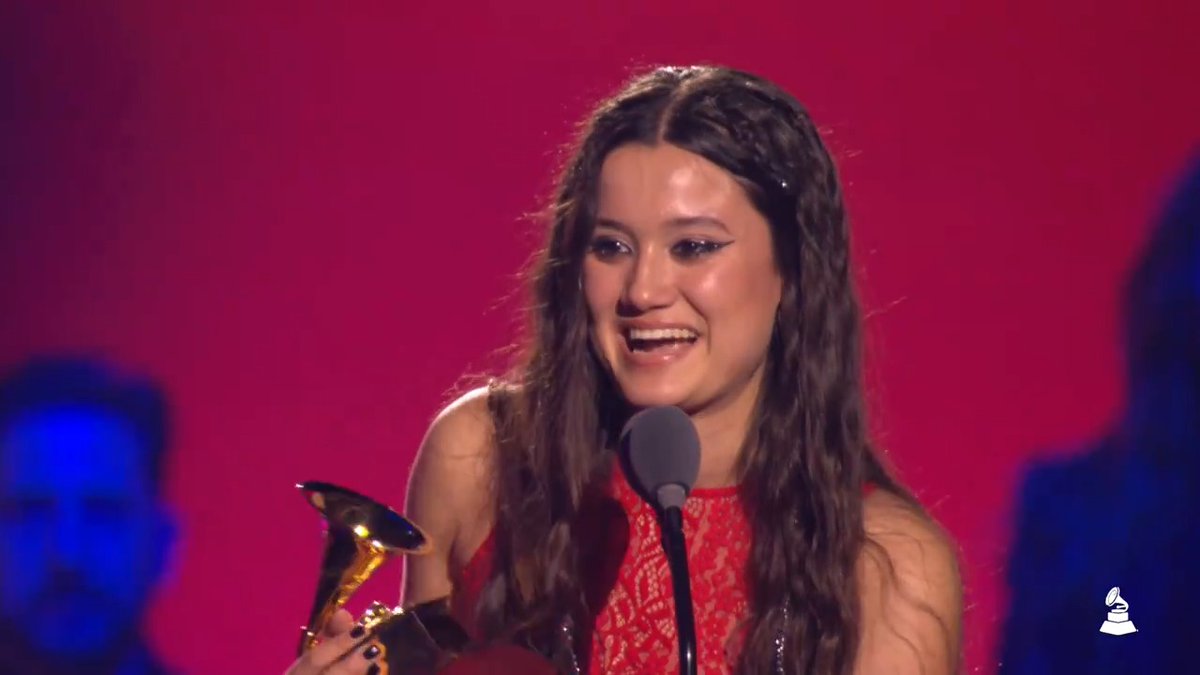 ¡Felicidades! joaquina Mejor Nuevo Artista 🎶👏👏👏 #LatinGRAMMY