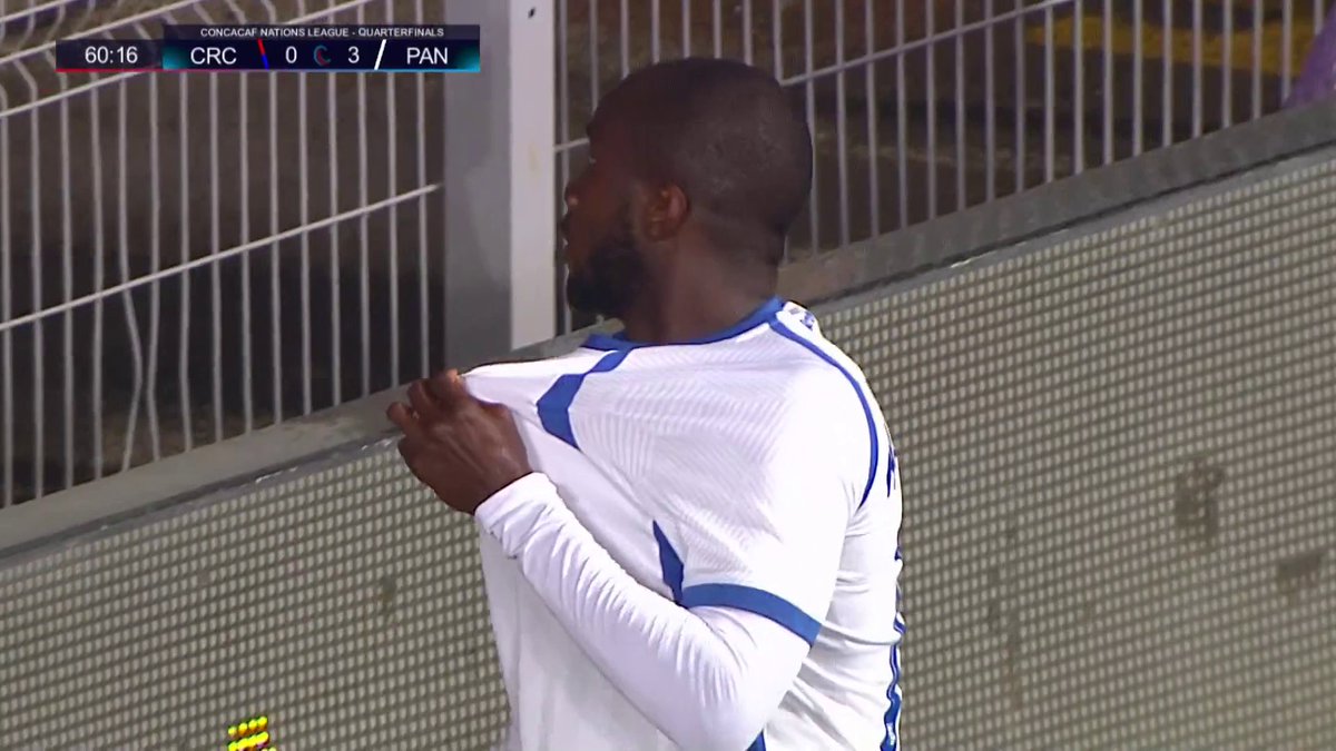 Asistencia de Carrasquilla, definición de Waterman 🤝 Panamá 3-0 en el marcador