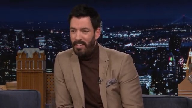 .Drew Scott &amp; Michael Bublé are both part-owners of the Vancouver Vancouver Giants! #FallonTonight