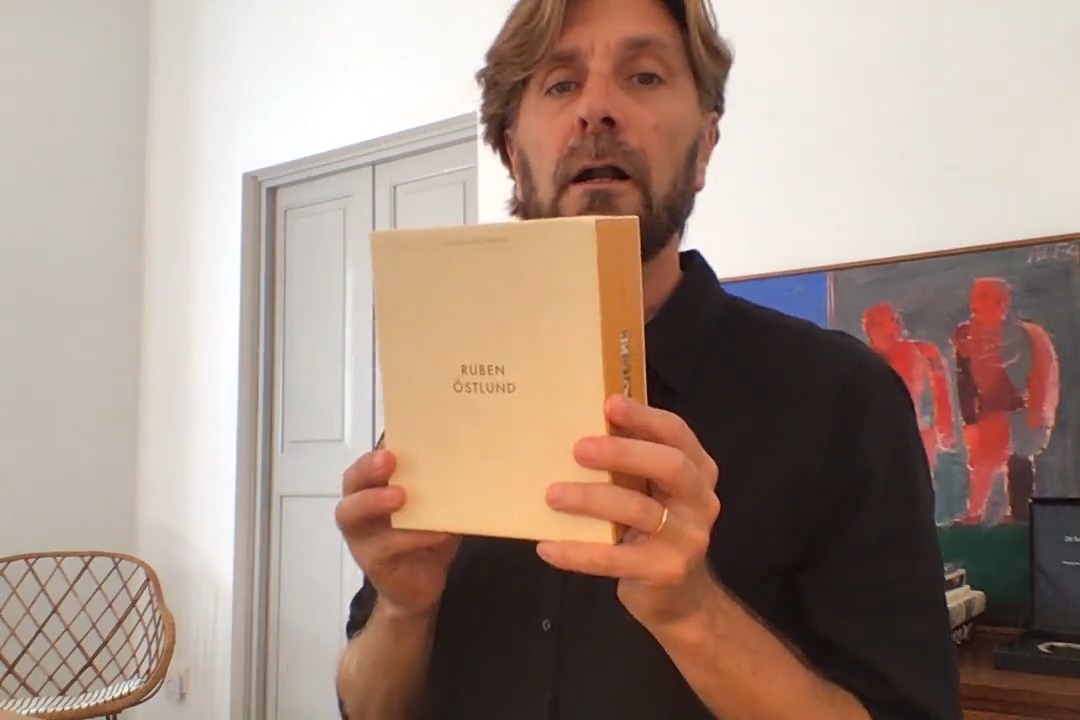 Here's two-time Palme d'Or winner Ruben Östlund having a grand old time unboxing his Curzon Collection 📀