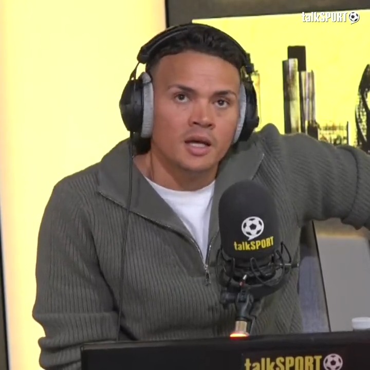 🤷♂️ “I see a group of players that don’t know what to do. I can’t see what his plan is!” ✍️ “All he’s buying is what he knows, rather than what is good for Man Utd as a club.” Jermaine Jenas argues why Erik ten Hag is ‘not good enough’ to be the #MUFC manager. 🔴