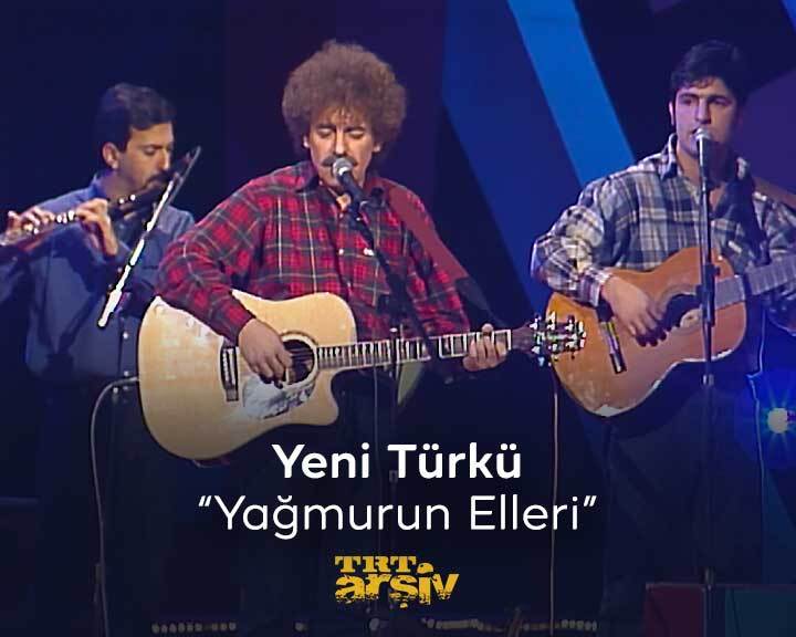 #YeniTürkü söylüyor: “Hiç kimsenin, yağmurun bile Böyle küçük elleri yoktur” 🌧️