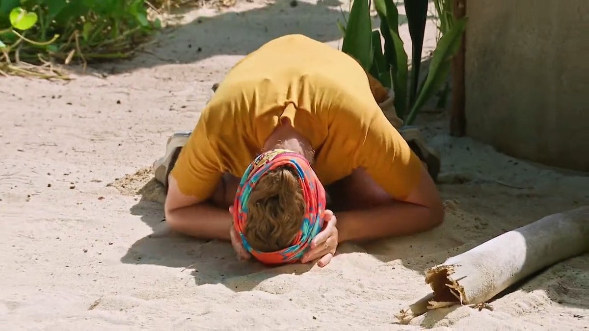 A win that Emily needed!😍🍷#Survivor