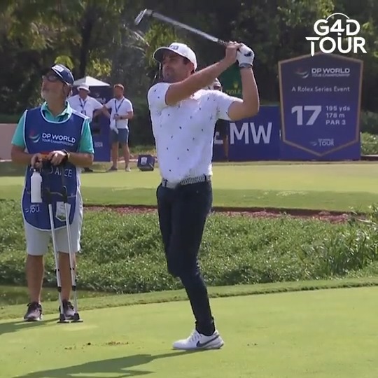 It blows my mind how good the G4D golfers are. I’m not sure what’s executed better here from Juan, the shot or the club twirl. Awesome 👌