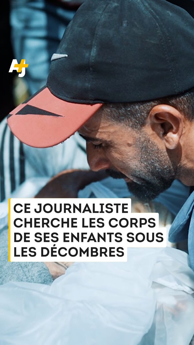 Ce photojournaliste palestinien creuse à mains nues les ruines de sa maison dans l’espoir de retrouver le corps de ses enfants.