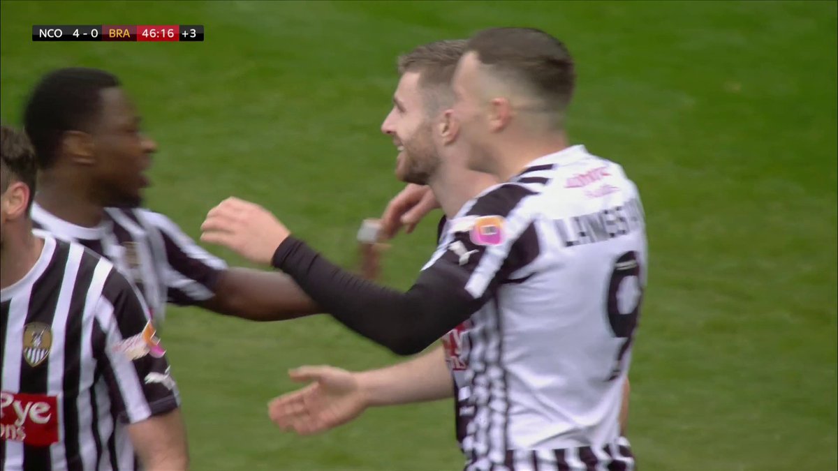 WHAT A GOAL! 😍 This is genius from Dan Crowley 👇