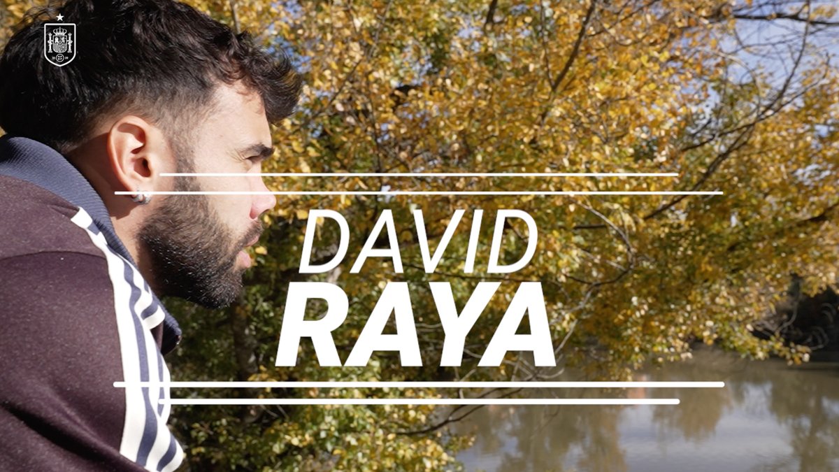 🤔 ¿Cuáles fueron sus inicios? 🤔 ¿Por qué tiene ese gran juego de pies? 🤔 ¿Cómo es la convivencia con el resto de porteros? 🧤 Compartimos una agradable charla con David Raya, un valor seguro en la portería la Selección Española Masculina de Fútbol. ℹ️ #VamosEspaña | #EURO2024
