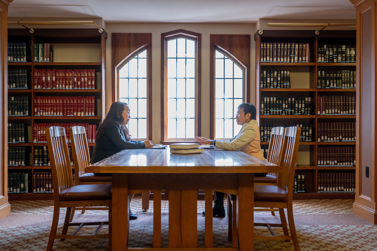 Fans in the stands just saw this week’s “What would you fight for?” It shares how @NDlaw professor Diane Desierto is currently representing Nobel laureate Maria Ressa against cyberlibel charges at the Philippine Supreme Court. Learn more: