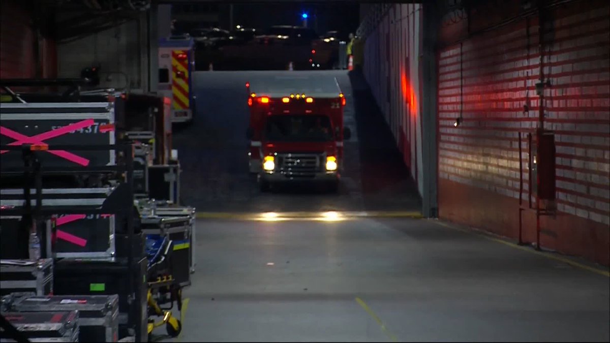 MJF just arrived at The Kia Forum in a stolen ambulance and he's ready to fight! Watch #AEWFullGear LIVE on PPV! 🔗 📱 🌏 Maxwell Jacob Friedman™️ | Switchblade Jay White | Adam Cole