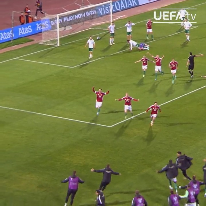 The moment Hungary secured their place at #EURO2024 🇭🇺