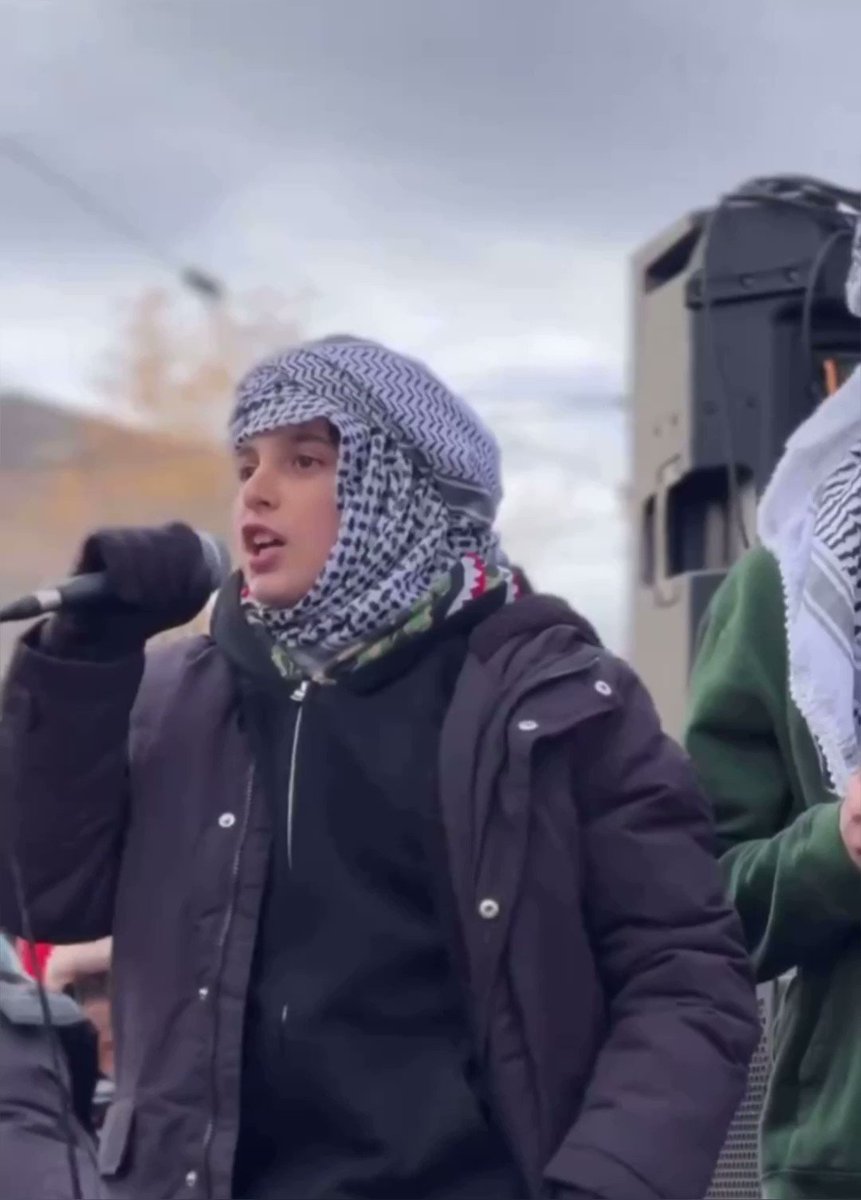 Muslims in Canada use children to call for Islamic Jihad.