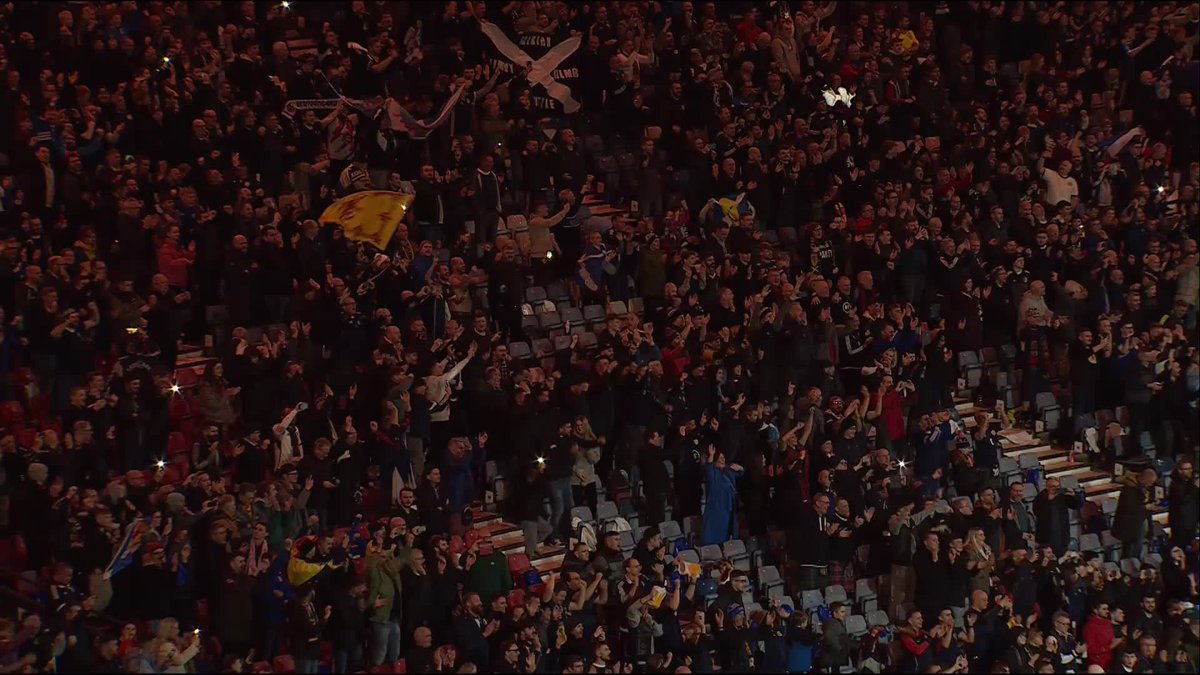 They're off to Germany! 🛬 It's a party at Hampden as Scotland National Team players and fans celebrate qualification to UEFA Euro 2024 🥳🏴 #EURO2024