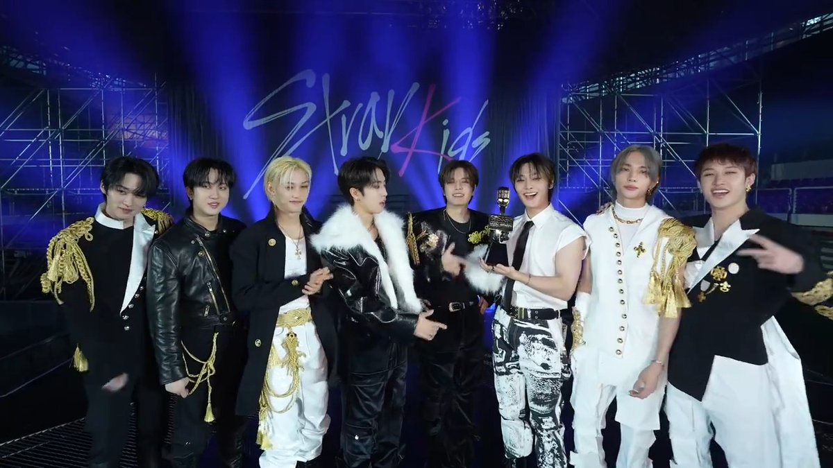 "5-Star" by Stray Kids gets ⭐️⭐️⭐️⭐️⭐️ and a #BBMAs WIN for Top K-Pop Album! 🏆 Congratulations!