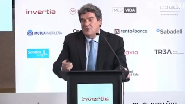 😎Además de poner en marcha muchas normas y proyectos, estos casi 4 años también han dado para muchas anécdotas que mi equipo ha recopilado como despedida en este simpático vídeo📽️ También podríamos llamarlo "De atriles traicioneros, 😺de dos patas y otros embrollos..."😅😅🙈🙉🙊